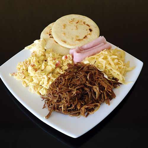 Desyaunos Mas que Arepas